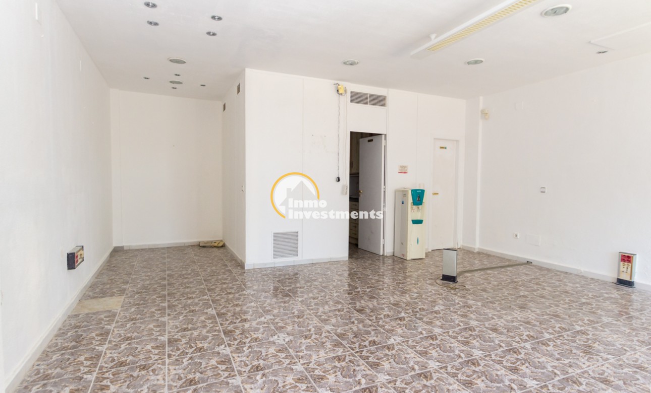 Long term rental - Commercial - Villamartin - Plaza