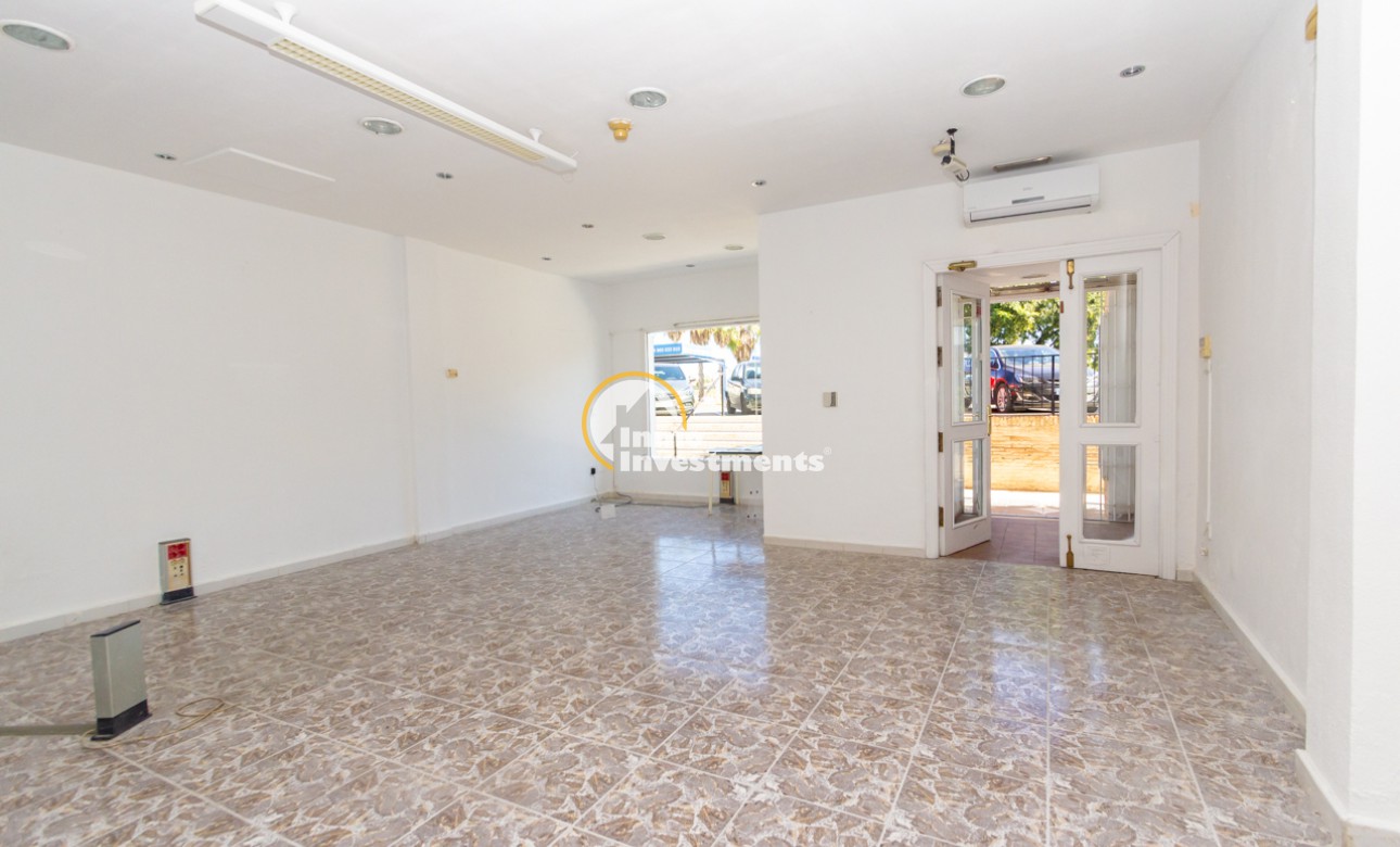 Long term rental - Commercial - Villamartin - Plaza