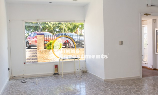 Long term rental - Commercial - Villamartin - Plaza