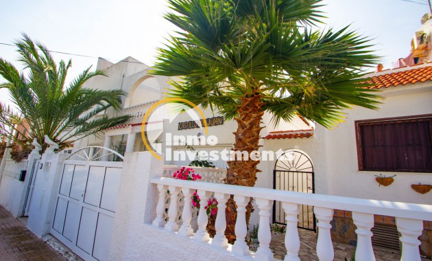 Resale - Town house - Torrevieja