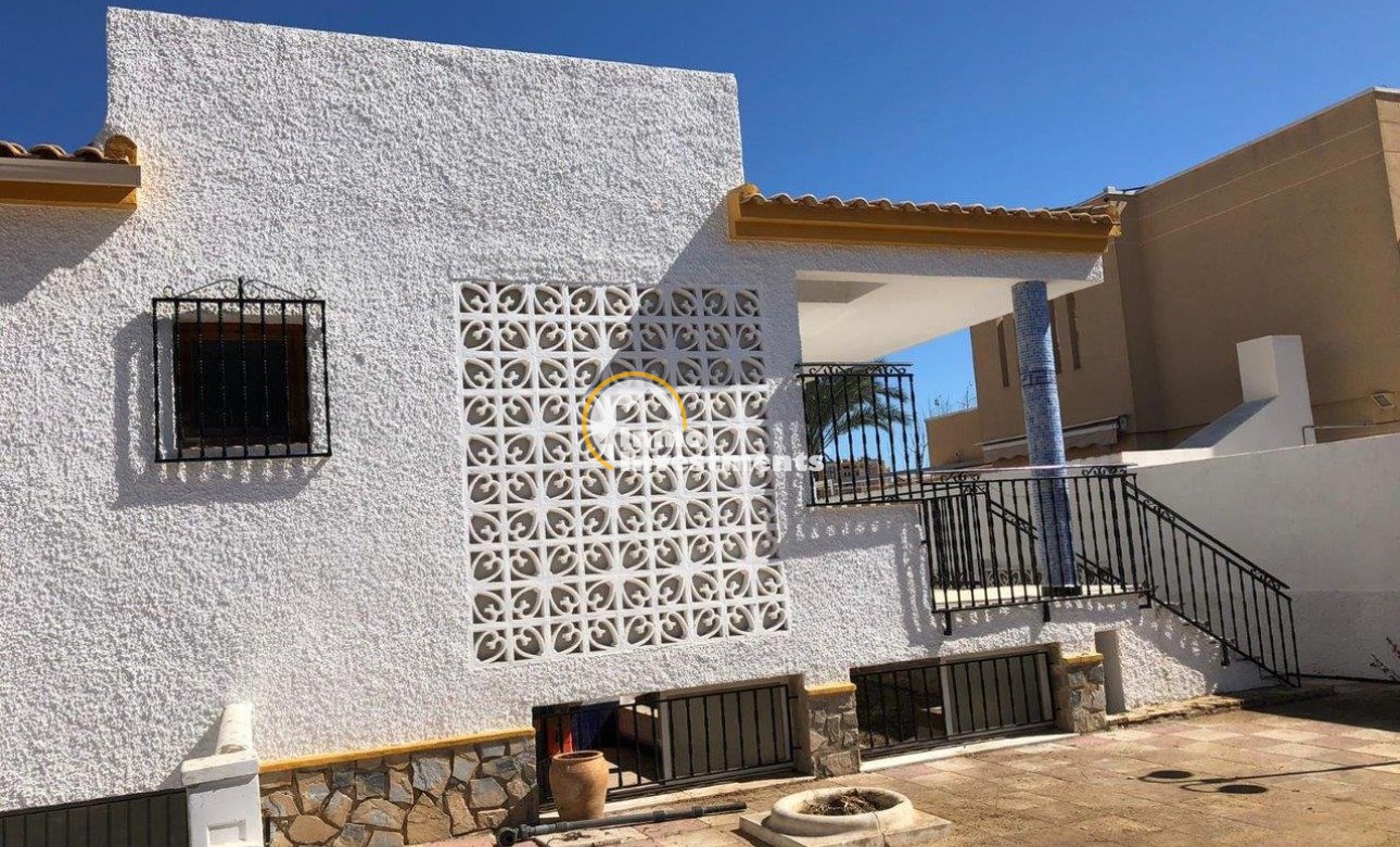 Bestaande bouw - Villa - Torrevieja - Aguas Nuevas