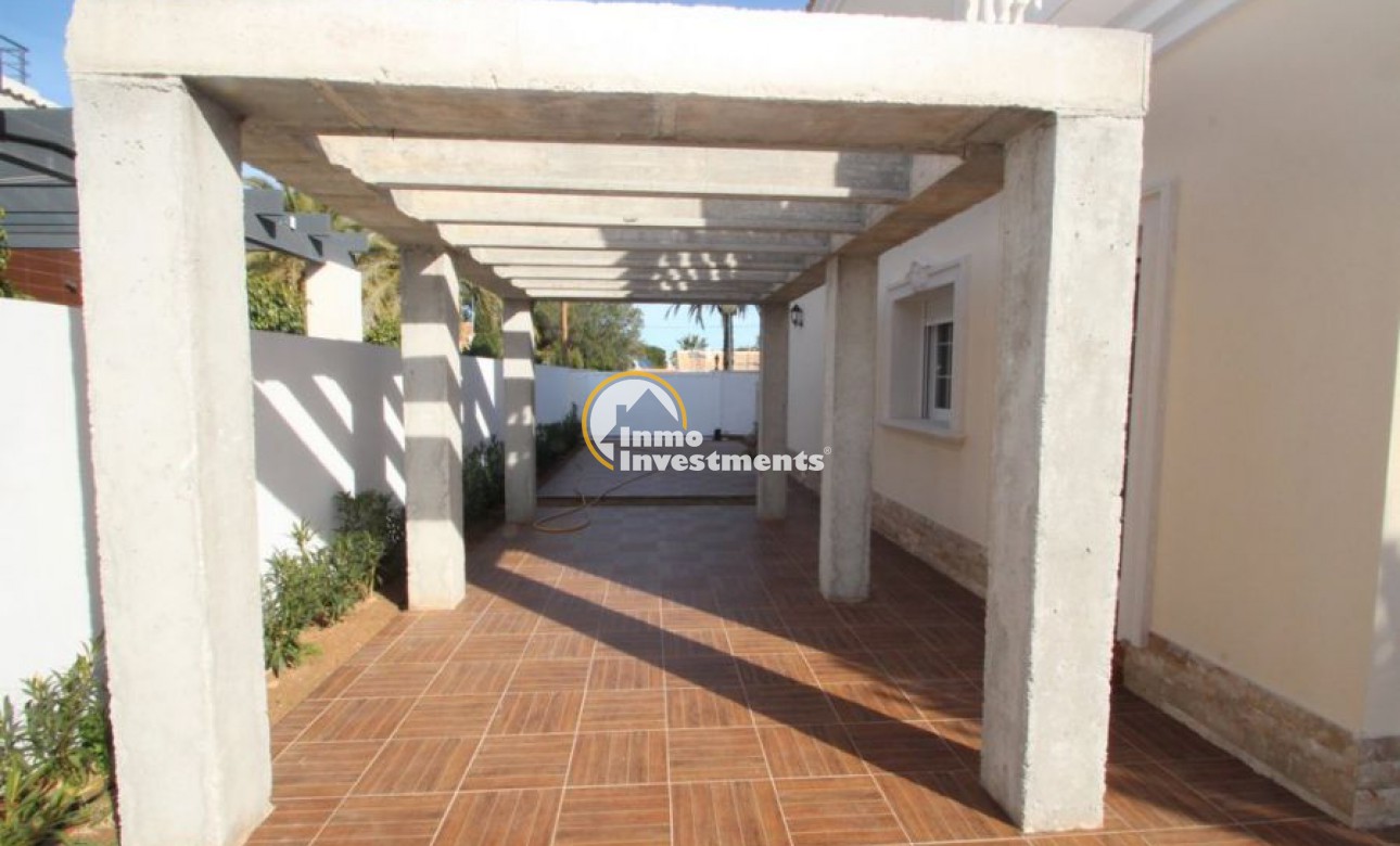 Bestaande bouw - Villa - Cabo Roig
