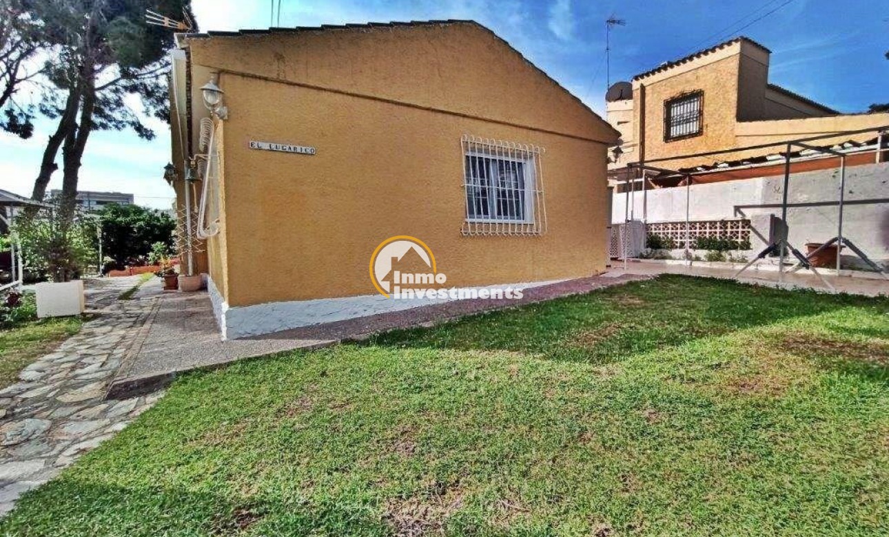 Bestaande bouw - Villa - Torrevieja - Los Altos