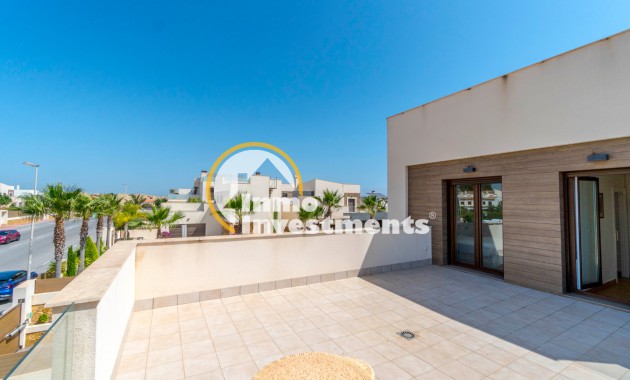 Resale - Villa - Torrevieja - Aguas Nuevas