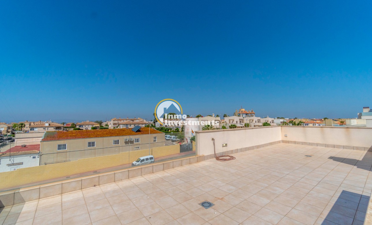 Resale - Villa - Torrevieja - Aguas Nuevas