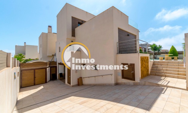 Resale - Villa - Torrevieja - Aguas Nuevas