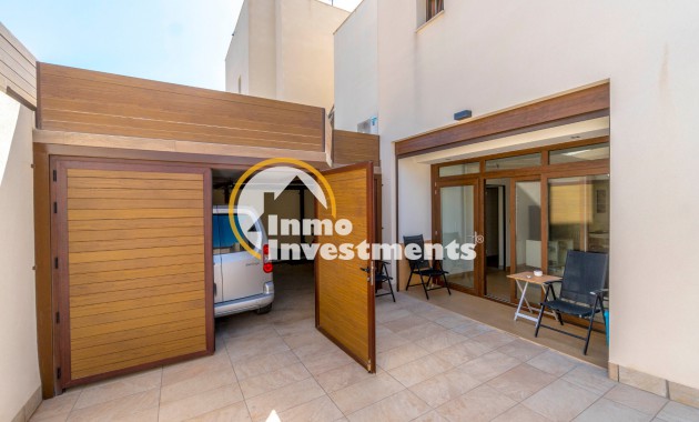 Resale - Villa - Torrevieja - Aguas Nuevas