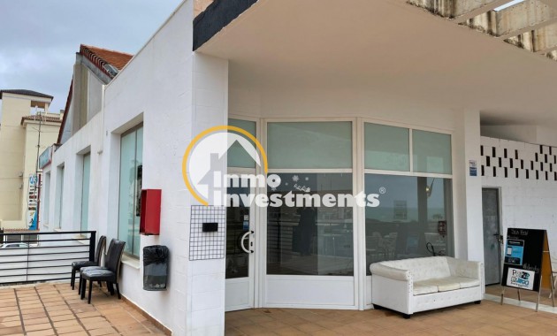 Long term rental - Commercial - Orihuela Costa - Playa Flamenca