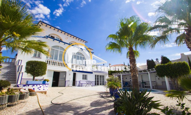 Villa zu verkaufen in Blue Lagoon, Villamartin, Costa Blanca Spanien
