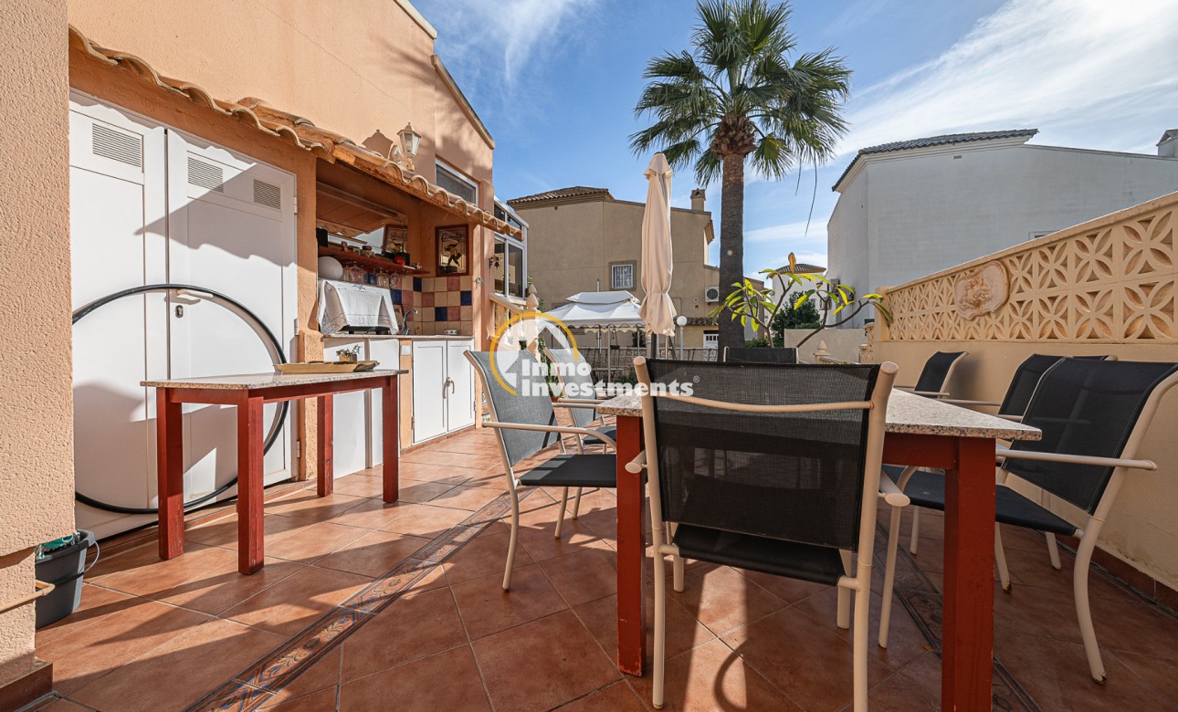 Resale - Villa - Playa Flamenca - Montilla