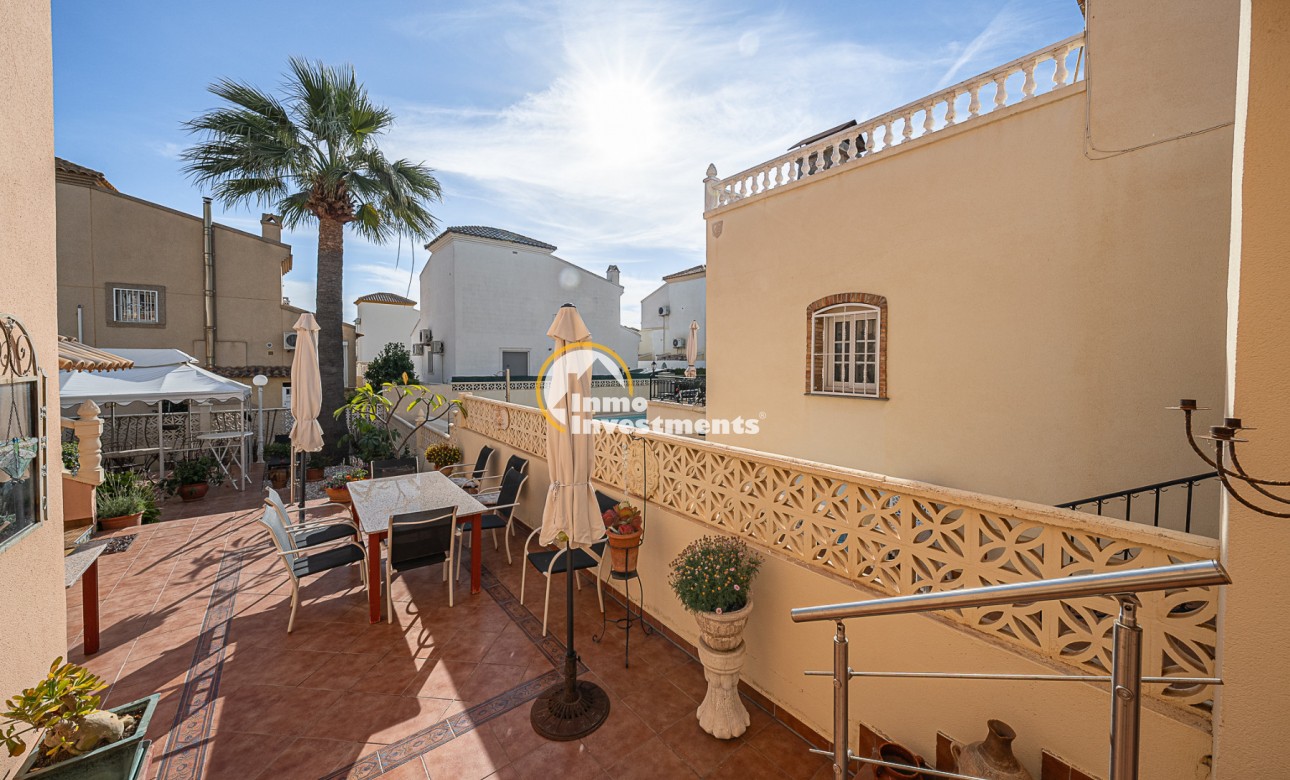 Resale - Villa - Playa Flamenca - Montilla