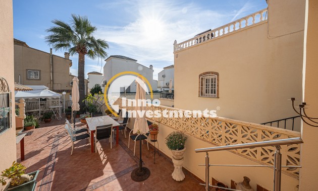 Resale - Villa - Playa Flamenca - Montilla