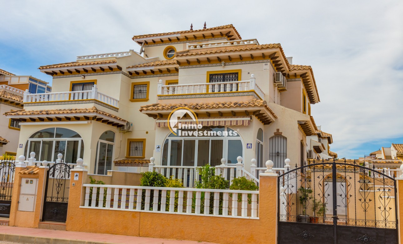 Resale - Quad House - Lomas de Cabo Roig - Playa Golf