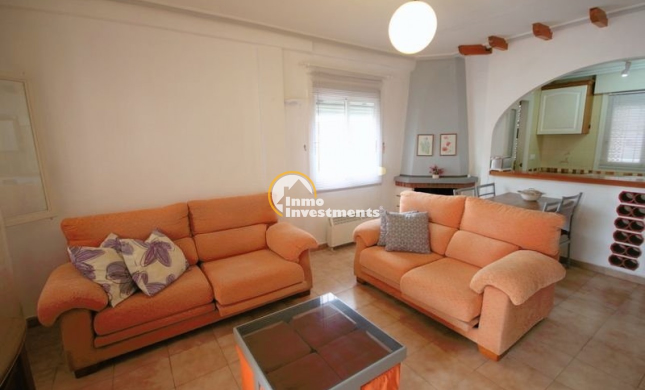 Resale - Apartment - Punta Prima - Beachside