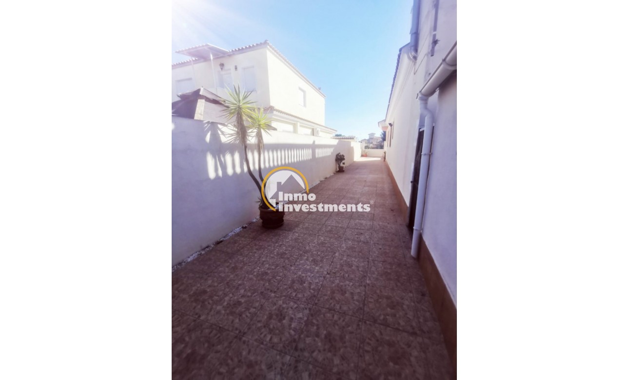 Resale - Villa - Los Alcázares - Town