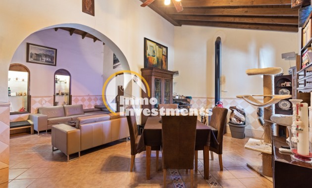 Till salu - Finca / Country Property - Orihuela - La Matanza