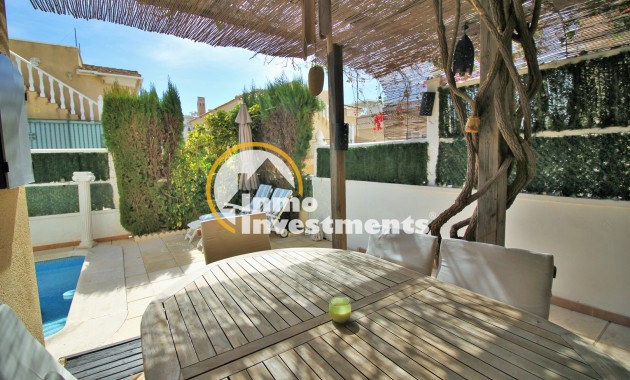 Resale - Villa - Villamartin