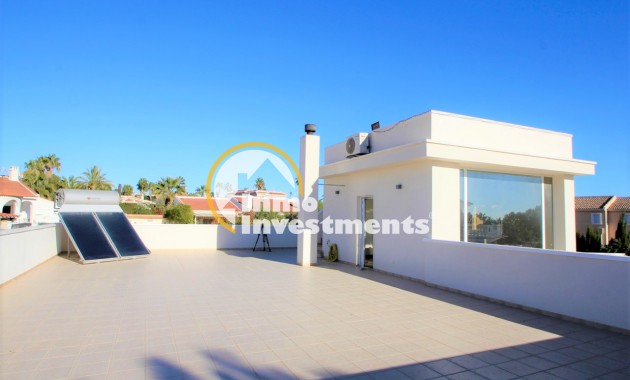 Resale - Villa - Quesada