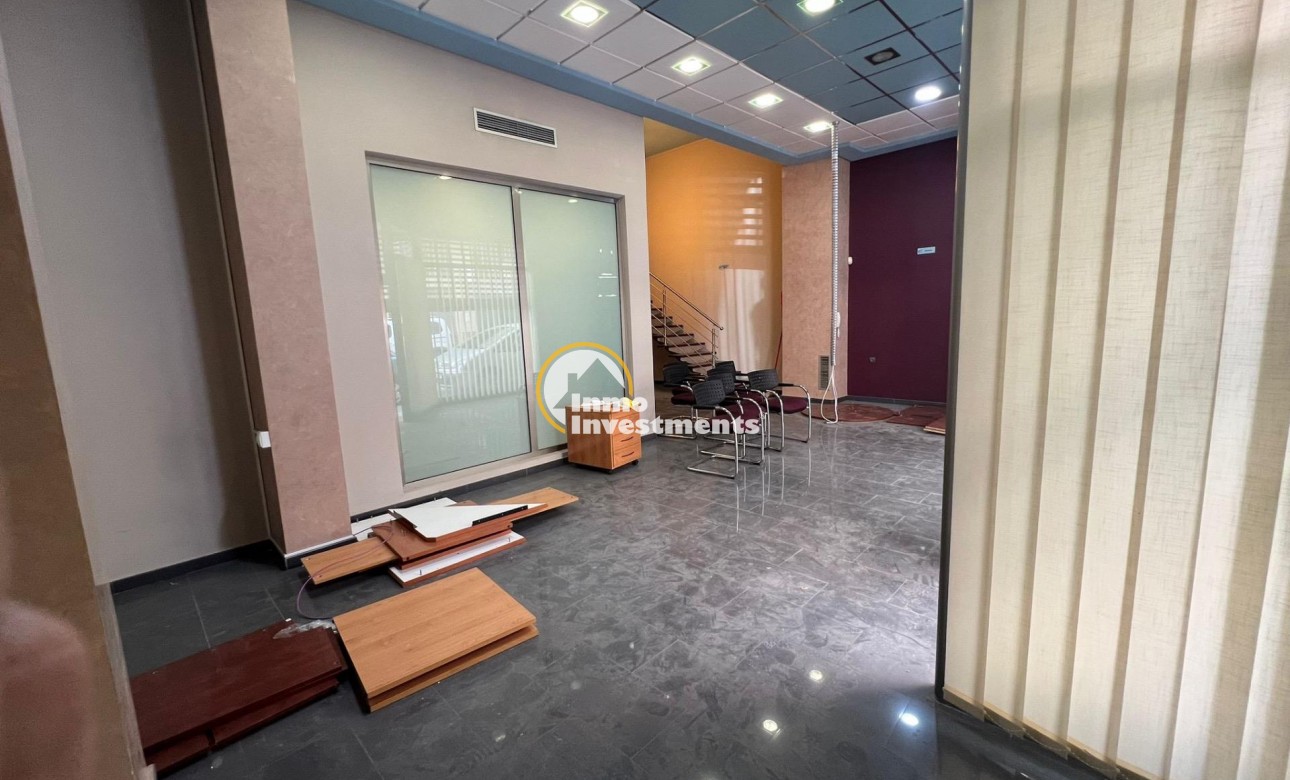 Resale - Commercial - Beniel - CENTRO