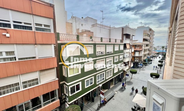 Resale - Apartment - Torrevieja - Centro