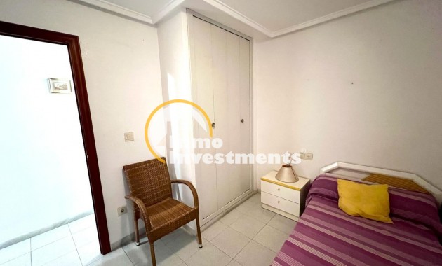 Resale - Apartment - Torrevieja - Centro