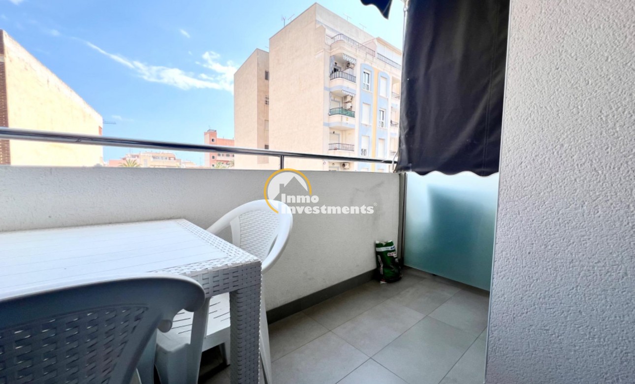 Resale - Apartment - Torrevieja - Centro