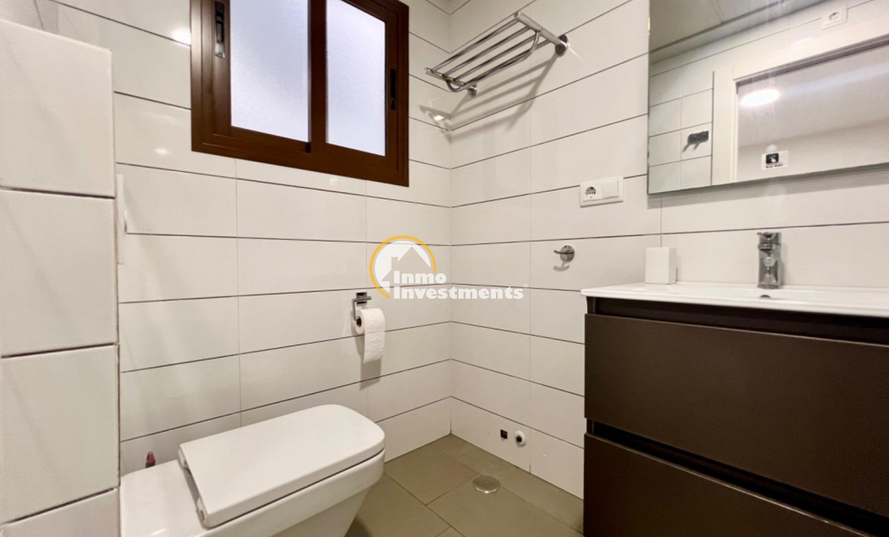 Resale - Apartment - Torrevieja - Centro