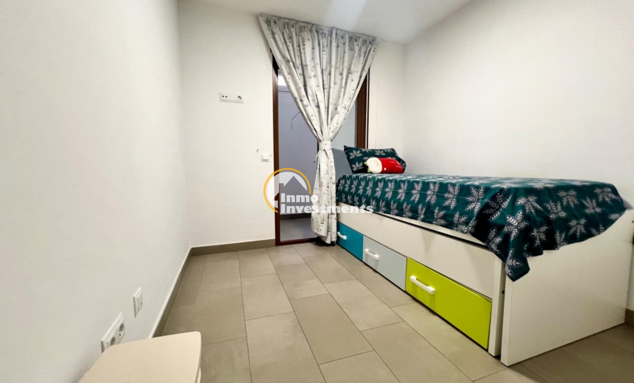 Resale - Apartment - Torrevieja - Centro