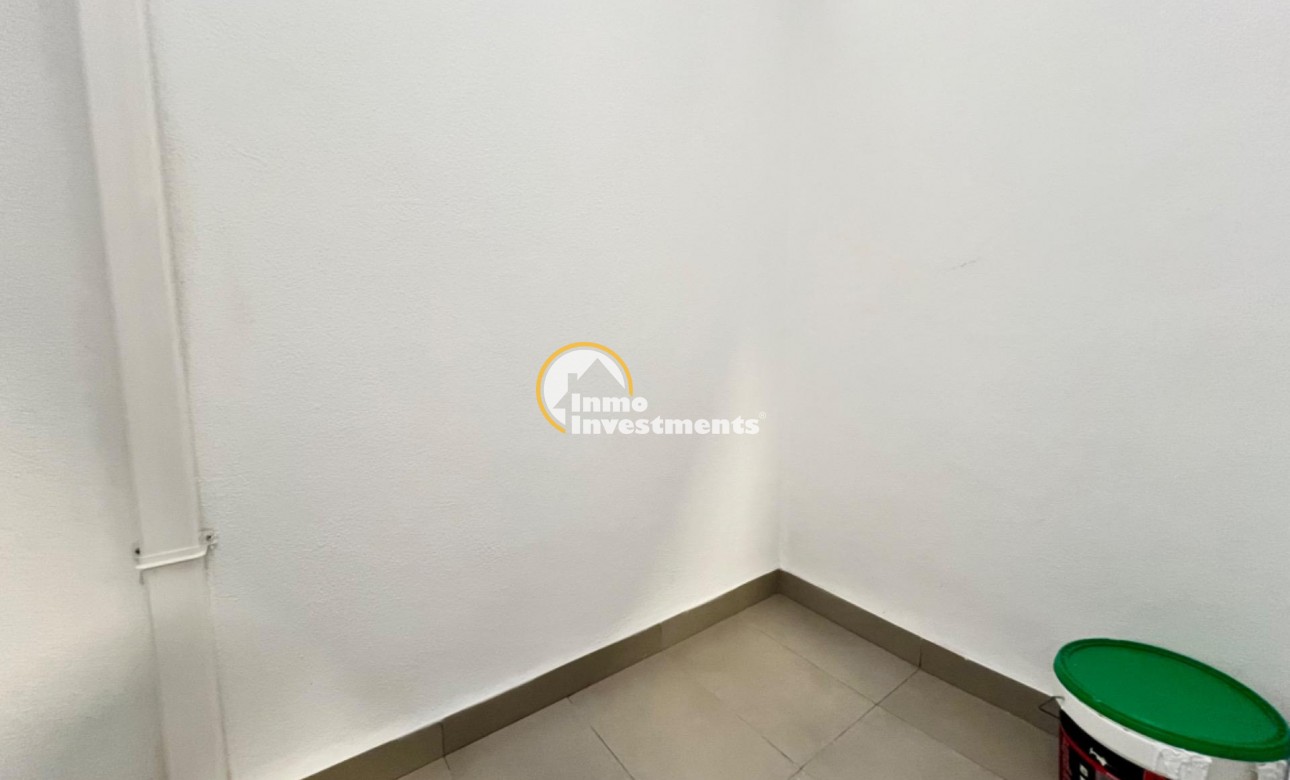 Resale - Apartment - Torrevieja - Centro