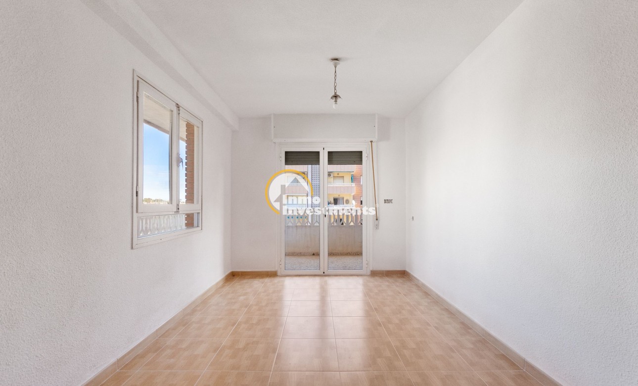 Gebrauchtimmobilien - Apartment - Punta Prima - Strandseite