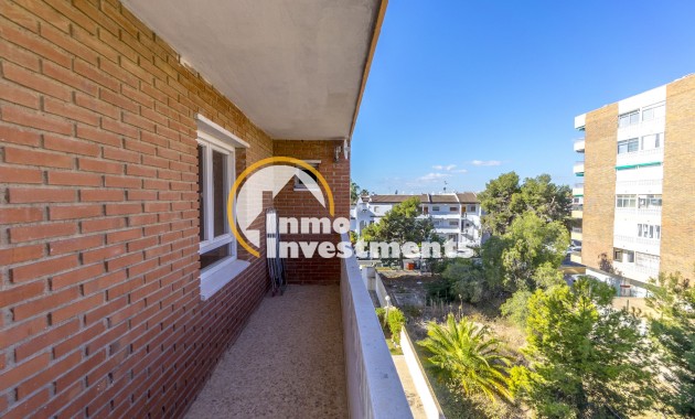 Resale - Apartment - Punta Prima - Beachside