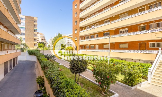 Resale - Apartment - Punta Prima - Beachside