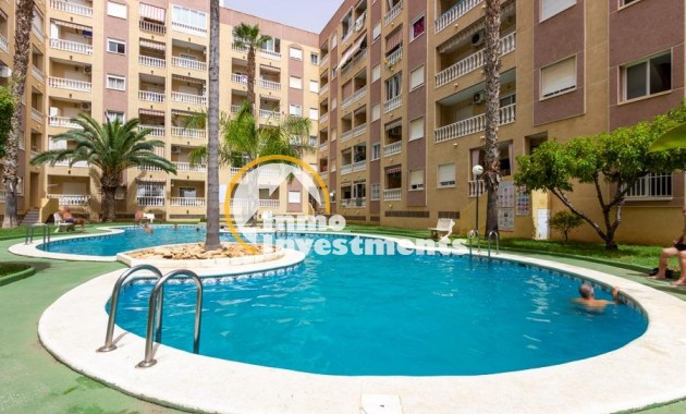 Resale - Apartment - Torrevieja - Centro