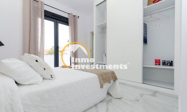 Neubau Immobilien - Villa - Torrevieja - Torretas