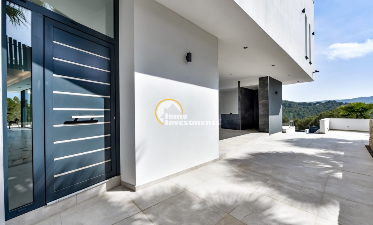 Obra nueva - Chalet independiente - Javea