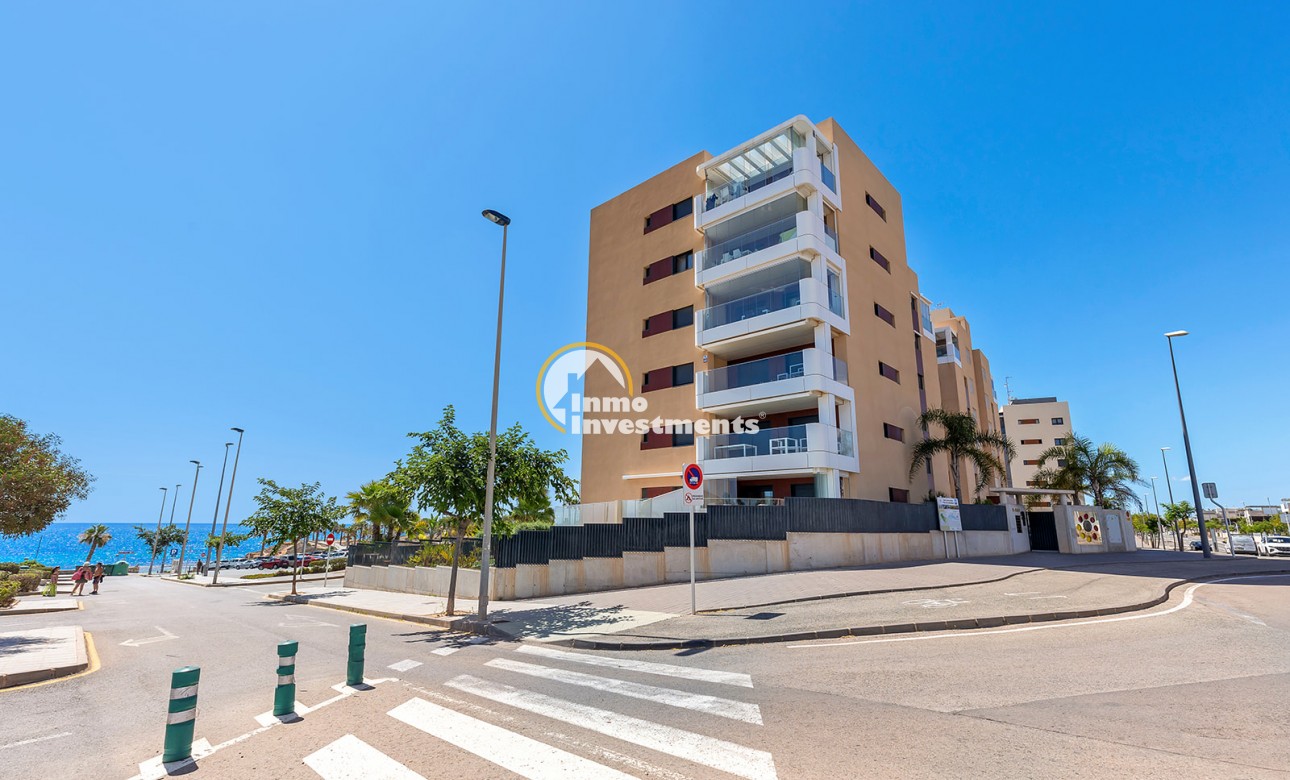 Resale - Apartment - Mil Palmeras - Beach