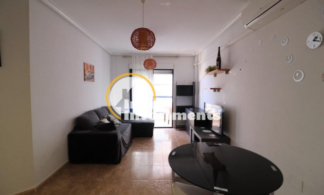 Resale - Apartment - Cabo Roig - La Regia