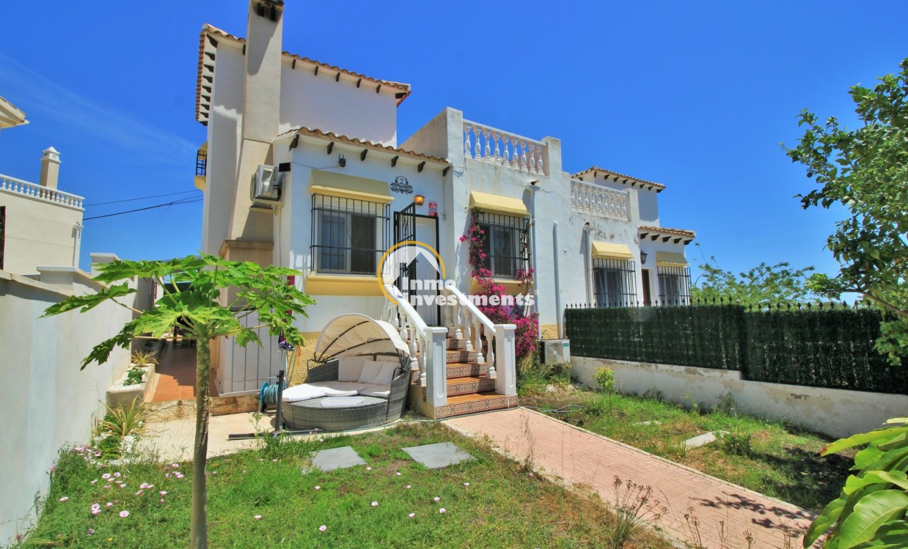 Till salu - Town house - Villamartin