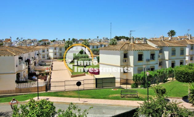 Till salu - Town house - Villamartin