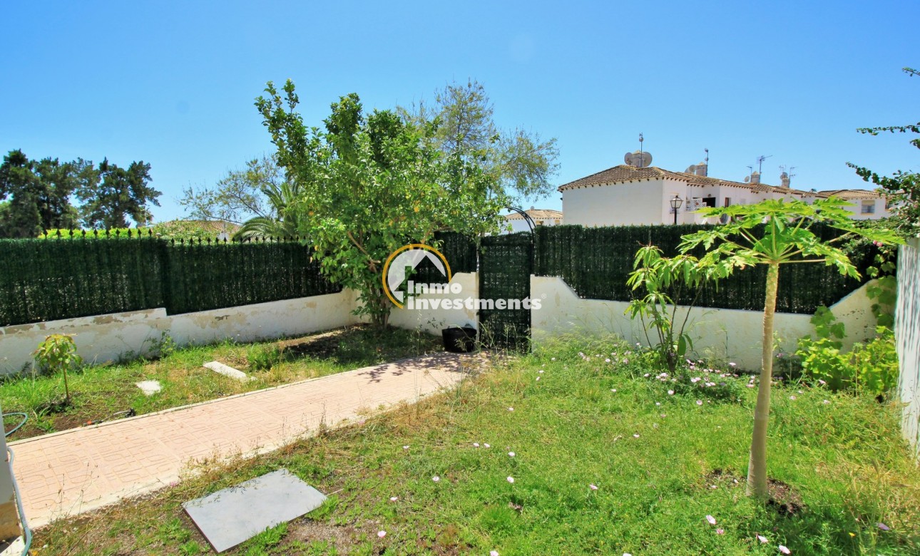 Till salu - Town house - Villamartin