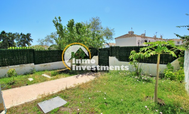 Till salu - Town house - Villamartin