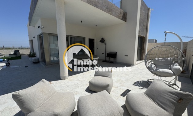 Resale - Villa - Villamartin