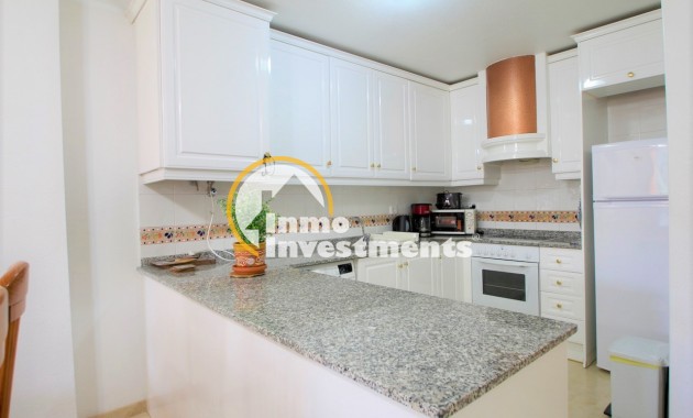 Resale - Apartment - Villamartin - Plaza