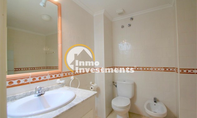 Resale - Apartment - Villamartin - Plaza