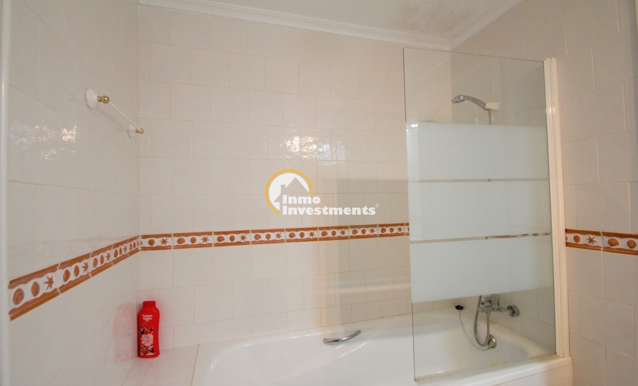 Resale - Apartment - Villamartin - Plaza