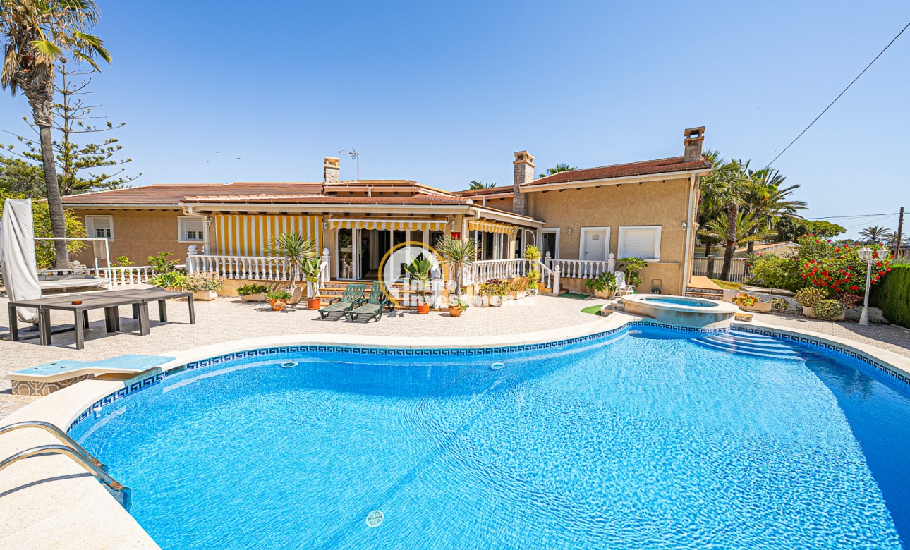 Reventa - Chalet independiente - Cabo Roig - Playa