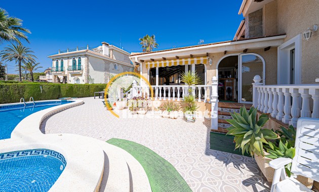 Till salu - Villa - Cabo Roig - Beachside