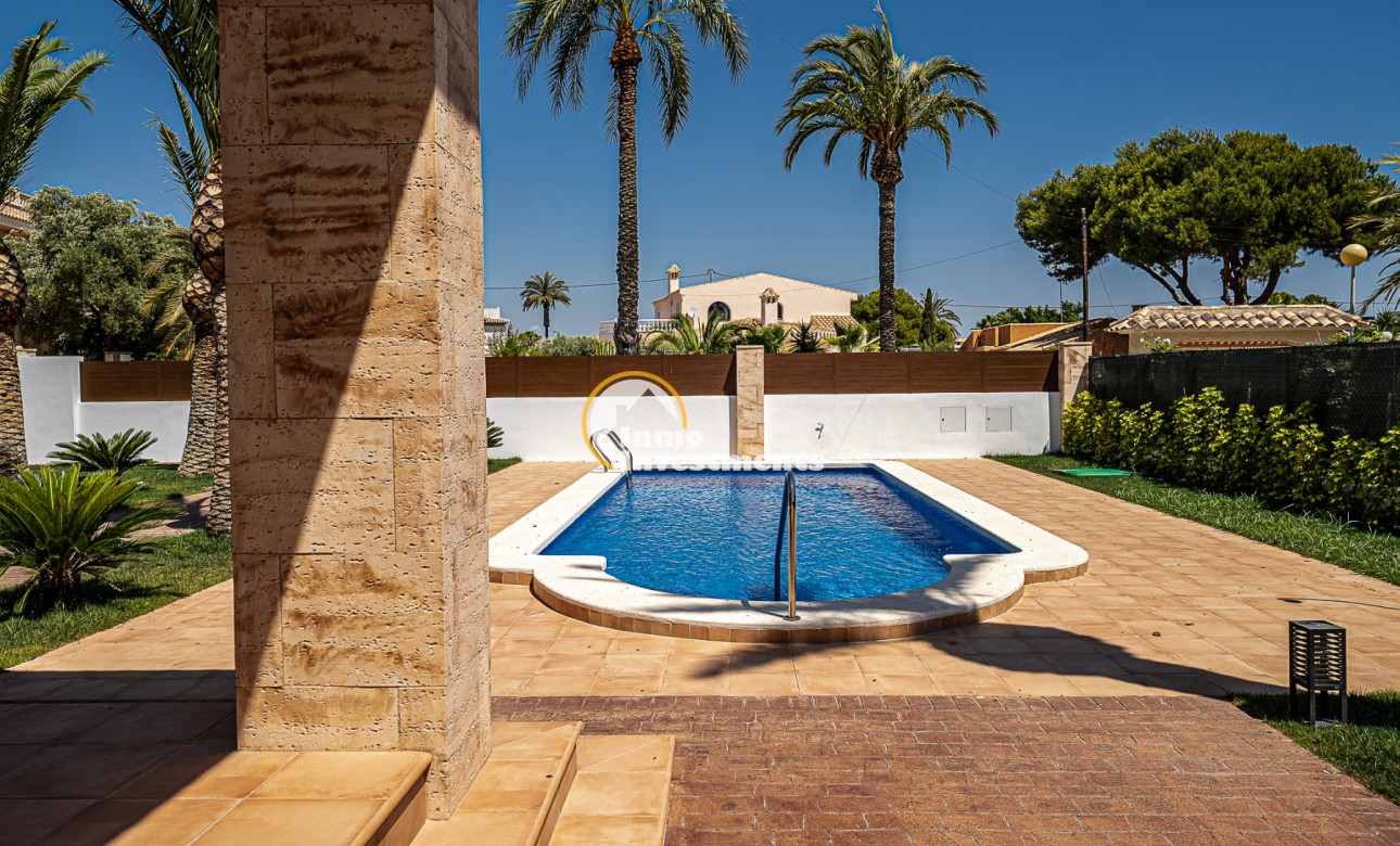 Till salu - Villa - Cabo Roig - Beachside