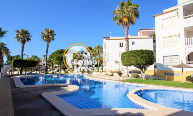 Resale - Apartment - Villamartin - Plaza