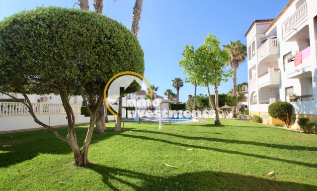 Resale - Apartment - Villamartin - Plaza